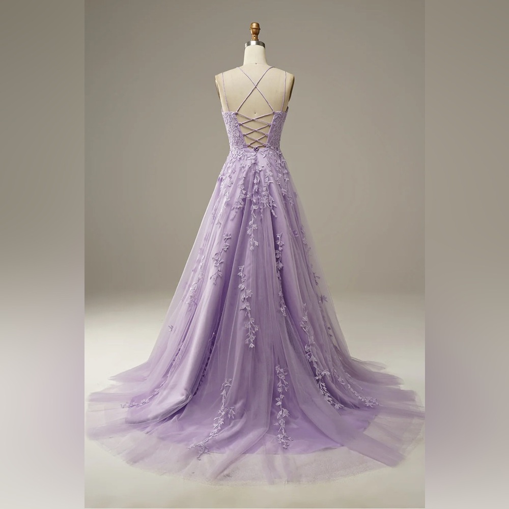 Purple Tulle A-Line Prom Dress With Appliques - Picture 2 of 5